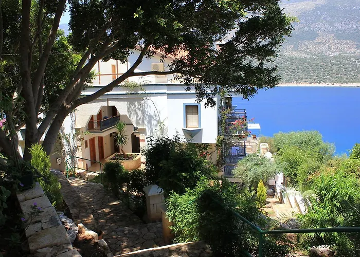 Korsanada Otel Kaş